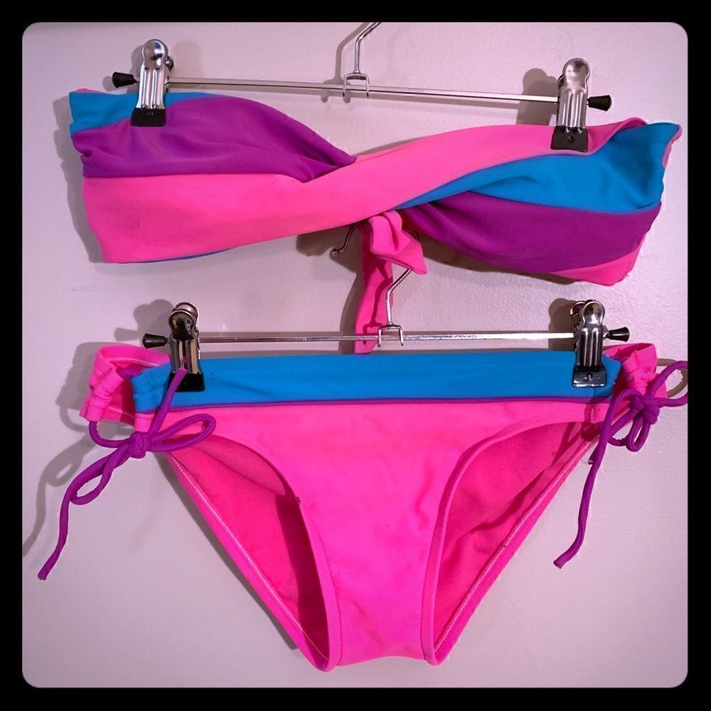 So wrap bikini   